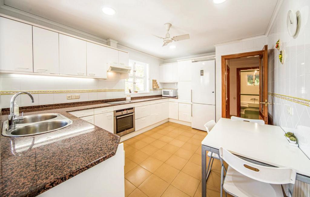 Agradable Villa Junto Al Mar Con Piscina Сагунт Екстериор снимка
